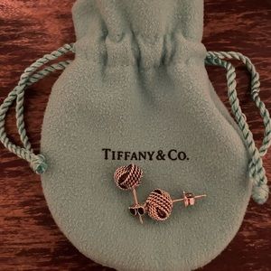Tiffany knot earrings with pouch